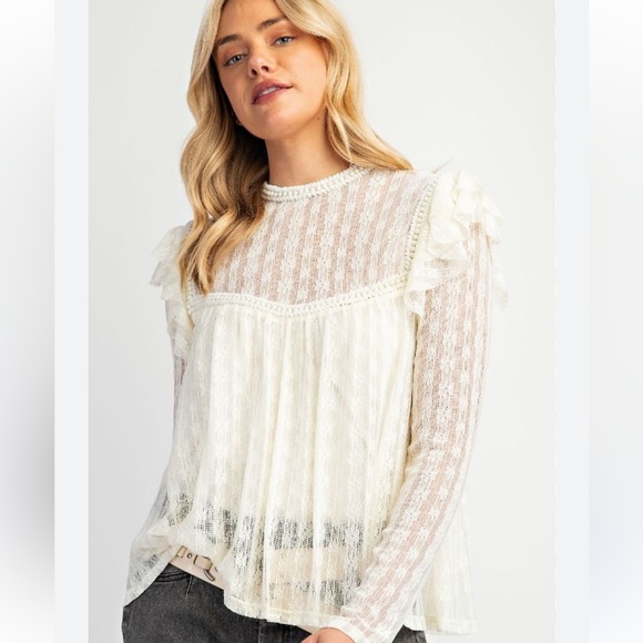 NWT Cream Lace Top With Pearl Trim - Picture 6 of 14